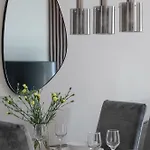 Modern & Functional With Air Conditioning And Balcony By Renters Lejlighed