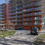 Lejlighed Modern & Functional With Air Conditioning And Balcony By Renters