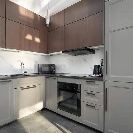 Modern & Functional With Air Conditioning And Balcony By Renters Kołobrzeg