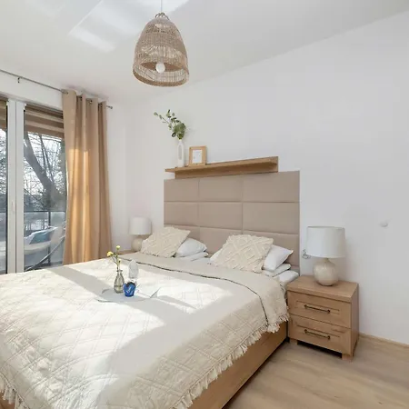 Modern & Functional With Air Conditioning And Balcony By Renters Apartamento